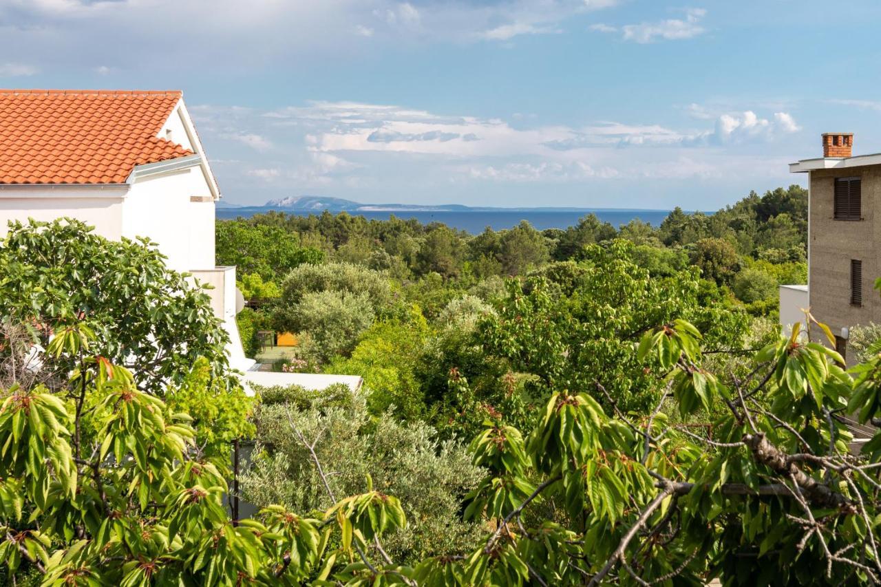 Apartment Drago *Cosy & Close To The Beach! Krk Town Bagian luar foto