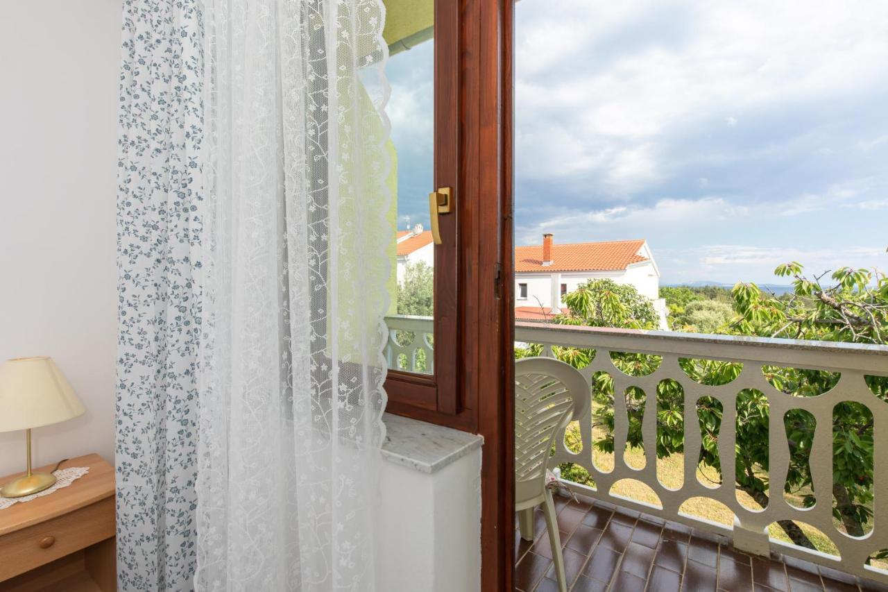 Apartment Drago *Cosy & Close To The Beach! Krk Town Bagian luar foto