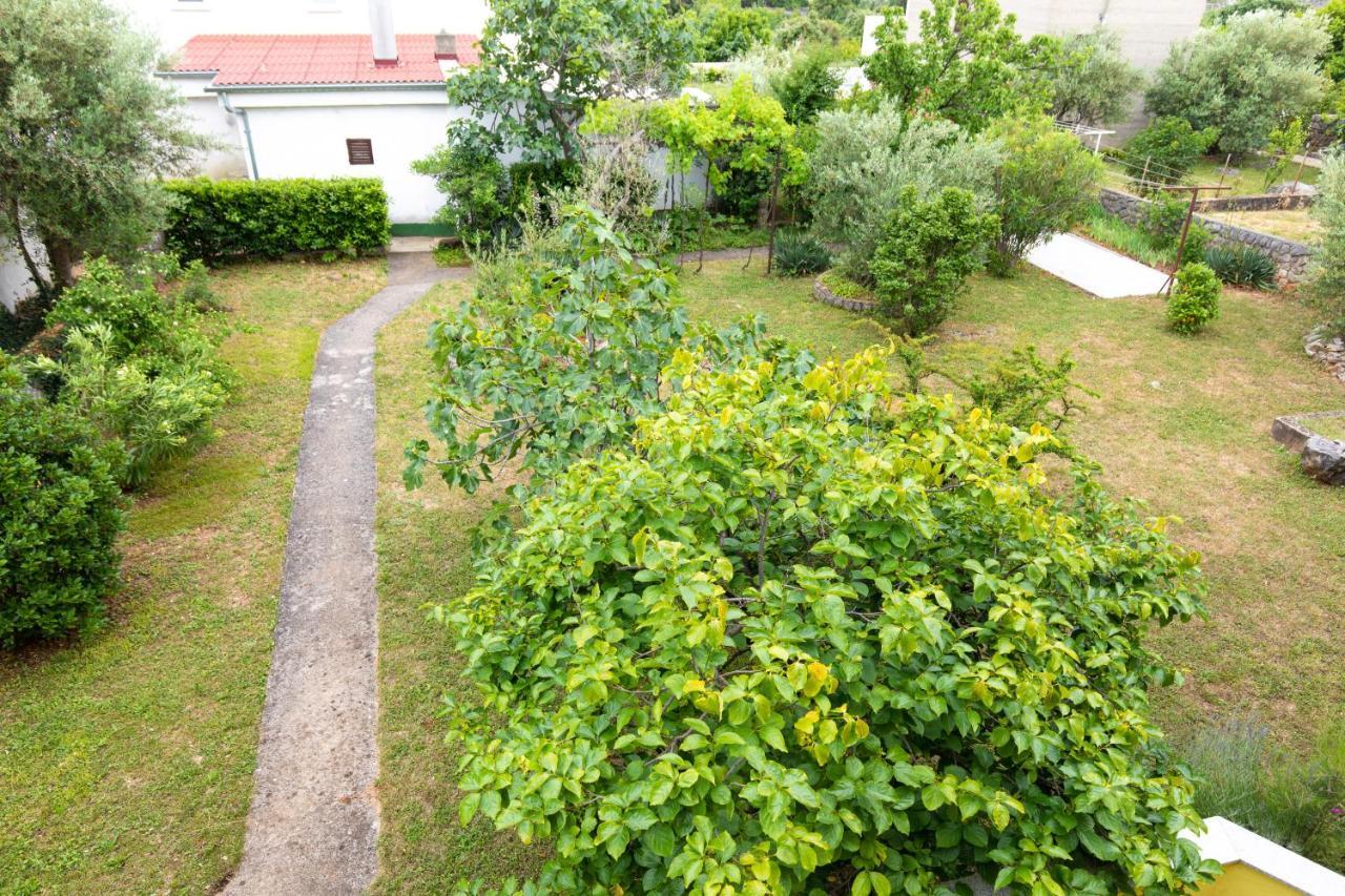 Apartment Drago *Cosy & Close To The Beach! Krk Town Bagian luar foto